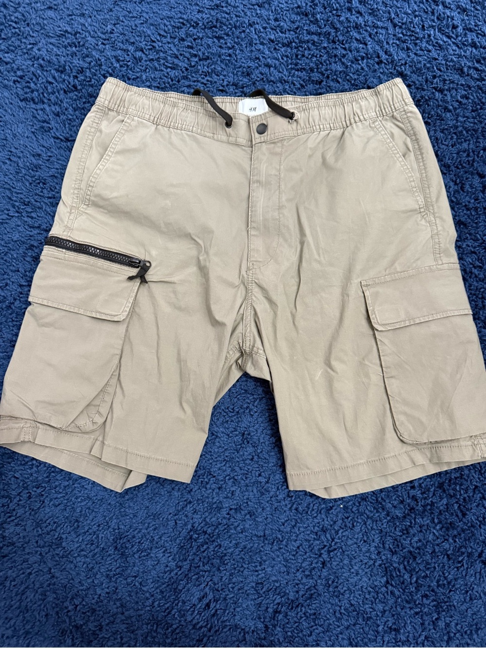 H&M Beige Cargo Shorts with Utility Pockets